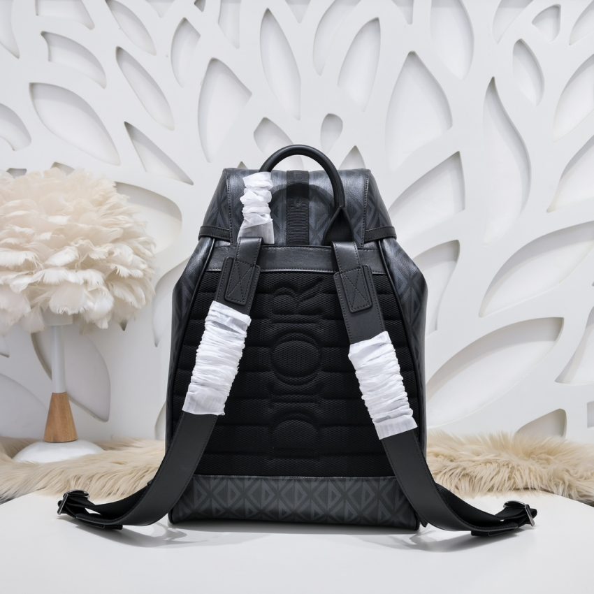 Replica Dior Hit The Road Backpack Diamond Black