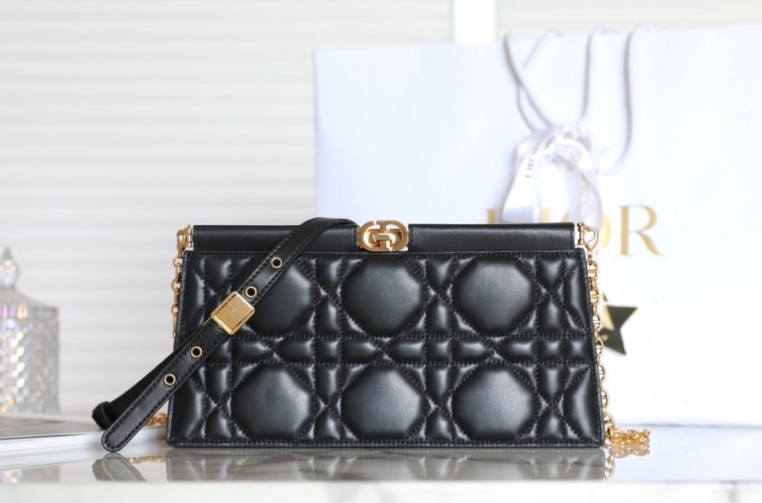 Replica Dior Miss Caro Noire Clutch