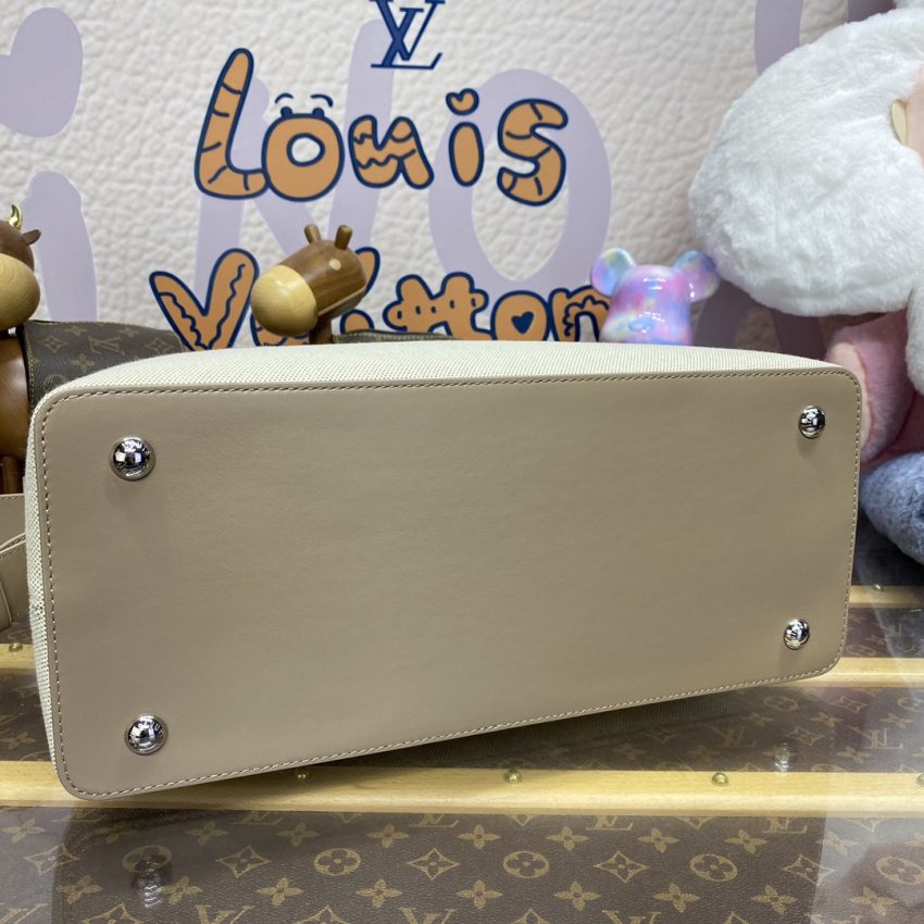 Replica Loius Vuitton Capucines Beige Silk