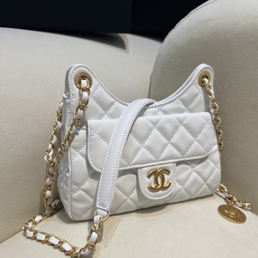 Replica CHANEL 23c Hobo Small White