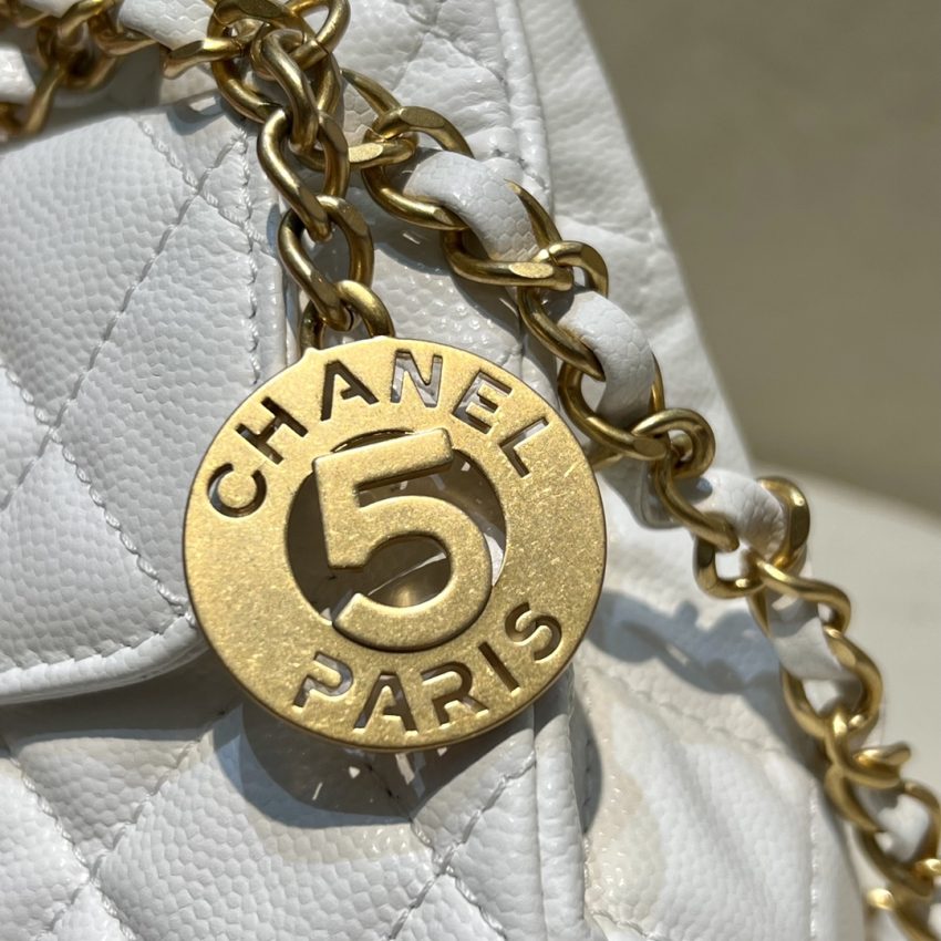 Replica CHANEL 23c Hobo Small White